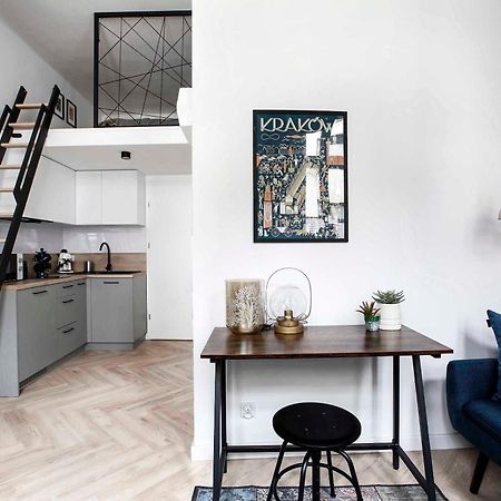 Charming Studio With Kitchen - Old Town, Main Station Krakow Dış mekan fotoğraf