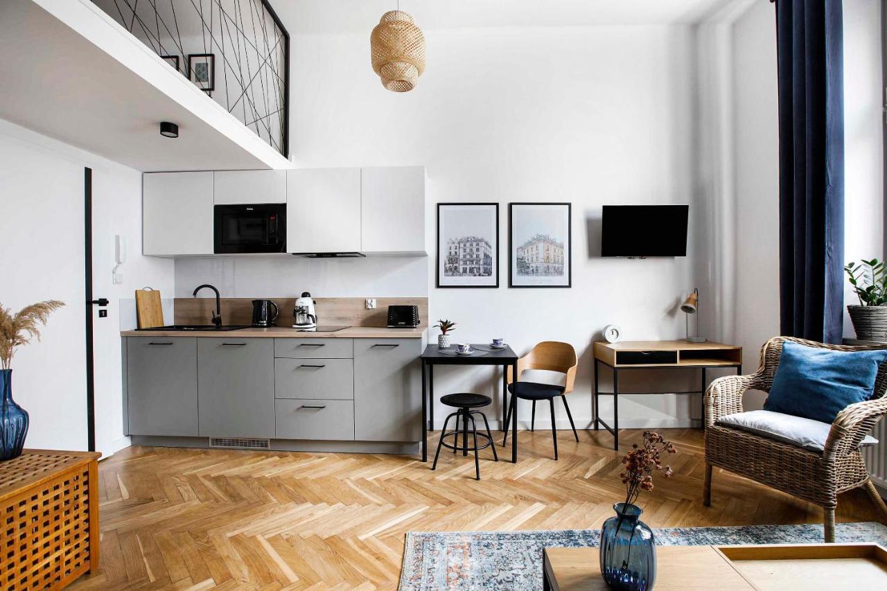 Charming Studio With Kitchen - Old Town, Main Station Krakow Dış mekan fotoğraf